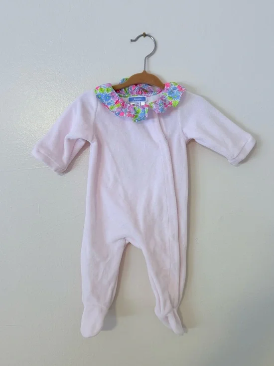 Jacadi Paris Baby Girl 3mo Pale Pink Velour Footed Onsie Floral Ruffle Collar - Picture 1 of 11